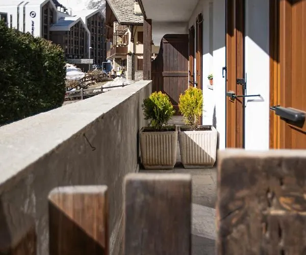 Maison Altea Bed & Breakfast 3*